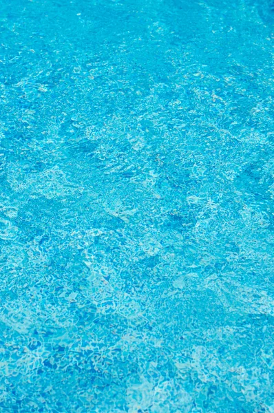 Acqua rinfrescante della piscina — Foto Stock