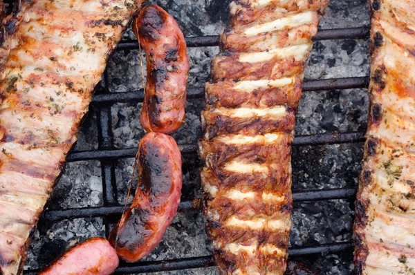 A big barbecue for several diners — Stockfoto