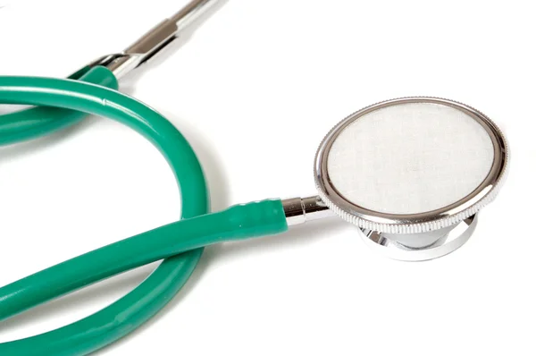 Zielony stetoskop na białym tle — Zdjęcie stockowe