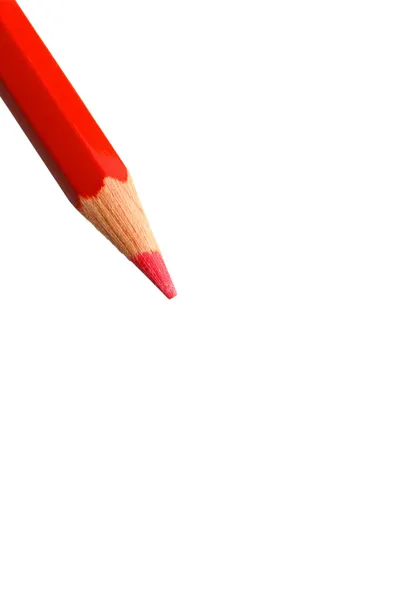 Червоний олівець в діагоналі — стокове фото
