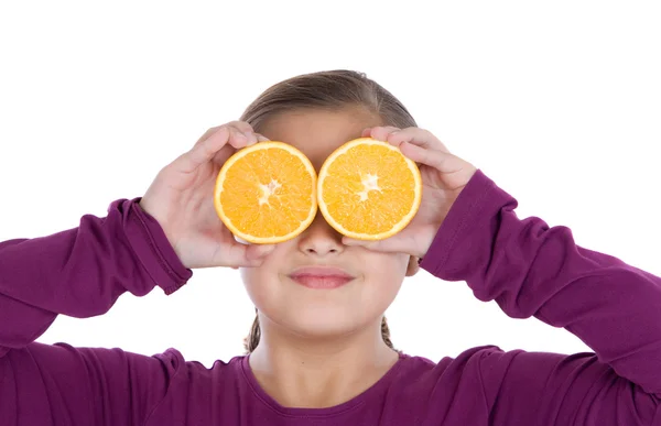 Ragazza attraente con arance — Foto Stock