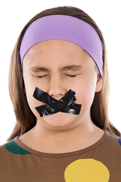 Piękna dziewczyna z klejem na jej ustach — Zdjęcie stockowe