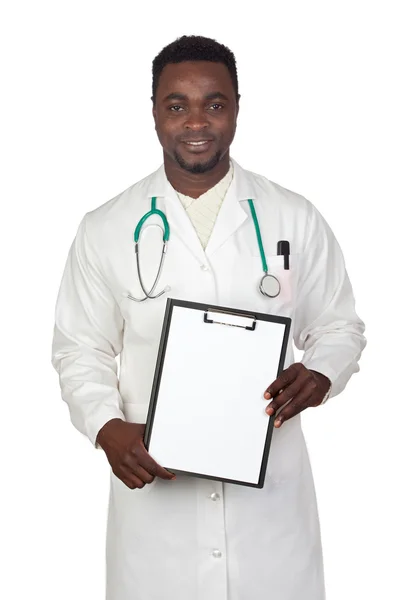 Afrikanisch amerikanisch mann doktor mit clipbaord — Stockfoto