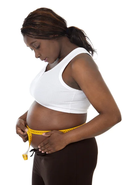 Donna incinta attraente — Foto Stock