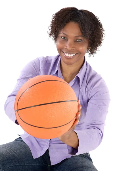 バスケット ボールの気球を持つ女性 — ストック写真