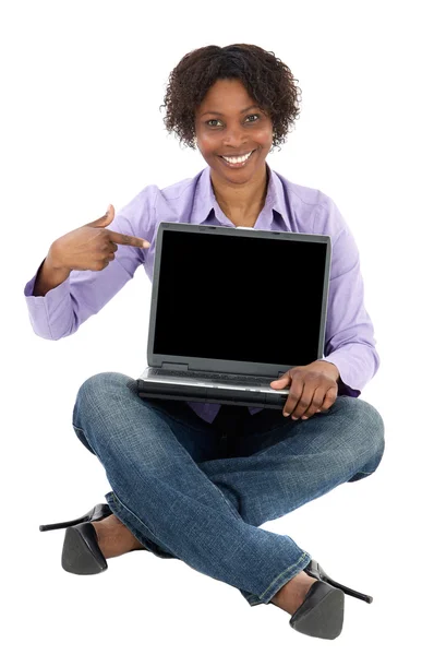Menina africana com computador — Fotografia de Stock