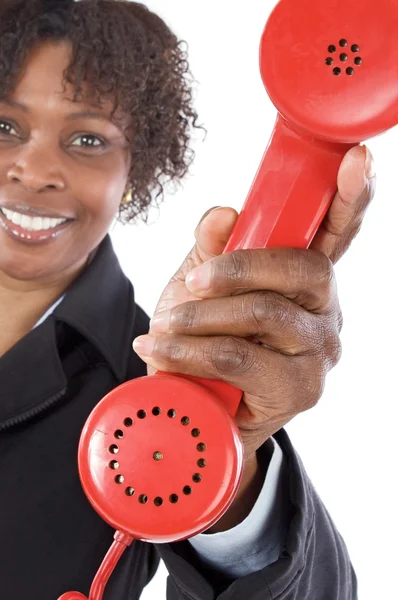 赤い携帯電話を持つ女性 — ストック写真