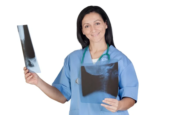 Radiologista atraente olhar radiografia — Fotografia de Stock