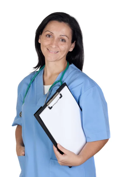 Atractiva mujer doctora con portapapeles —  Fotos de Stock