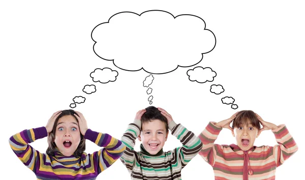 Drie grappige kinderen verbaasd — Stockfoto