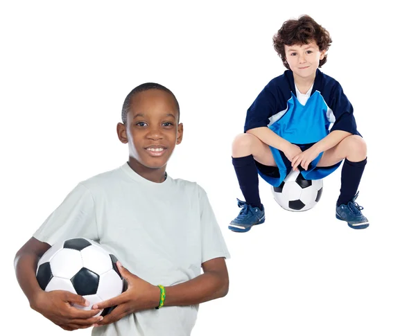 Crianças com bola de futebol — Fotografia de Stock