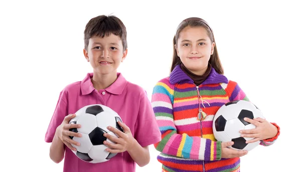 サッカー ボールと 2 つのかわいい子供たち — ストック写真