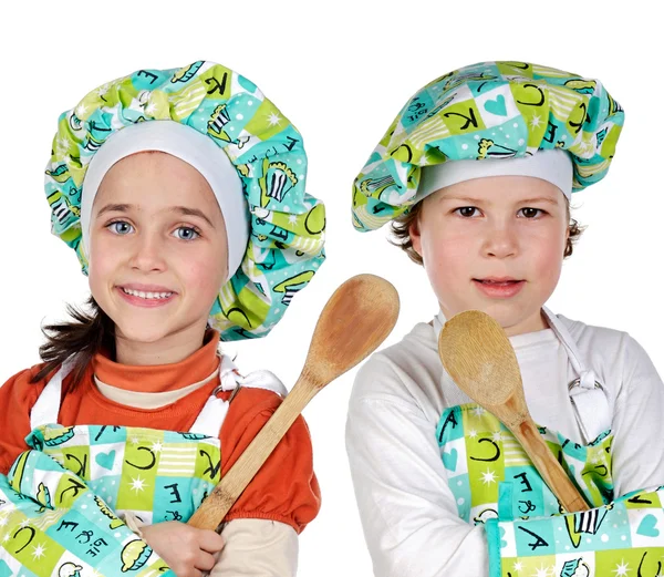 Crianças aprendendo a cozinhar — Fotografia de Stock