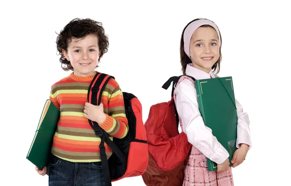 Двое детей возвращаются в школу — стоковое фото