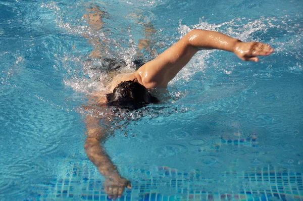 Schwimmer im Schwimmbad — Stockfoto