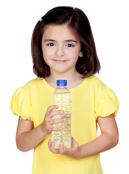 Bruna bambina con una bottiglia d'acqua — Foto Stock