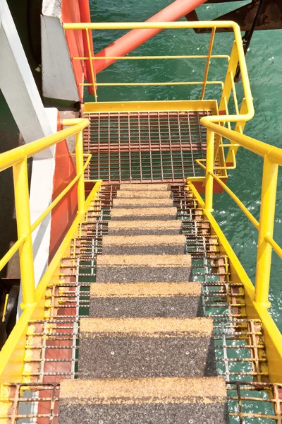 Escalera en barco de perforación — Foto de Stock