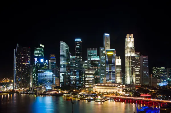 Singapur por la noche Imágenes de stock libres de derechos
