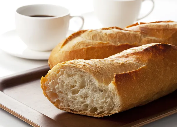 Französisches Brot und Kaffee — Stockfoto