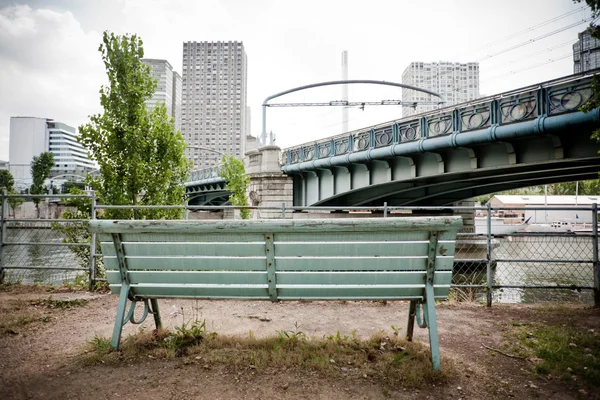 Bench along the Seine