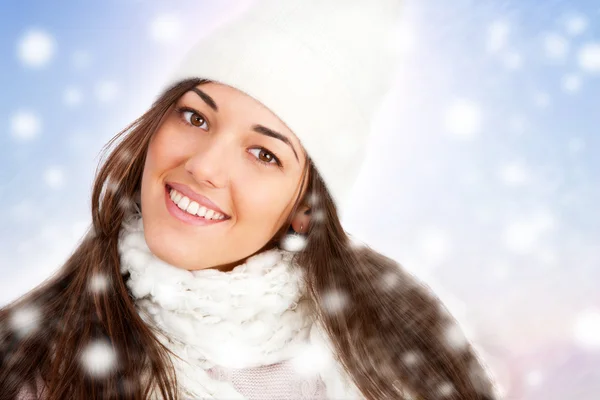 Portret zimowych dziewczyna z płatki śniegu. — Zdjęcie stockowe