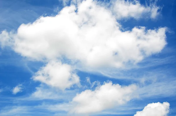 Cerul cu nori — Fotografie, imagine de stoc