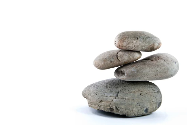 Куча сбалансированных камней — стоковое фото