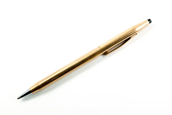 Luxusní pero na bílém pozadí — Stock fotografie