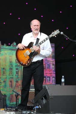 lvil, Ukrayna - Haziran 3: john scofield jazz quartet