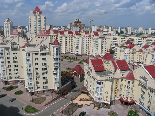 Appartement huizen in Kiev, Oekraïne — Stockfoto
