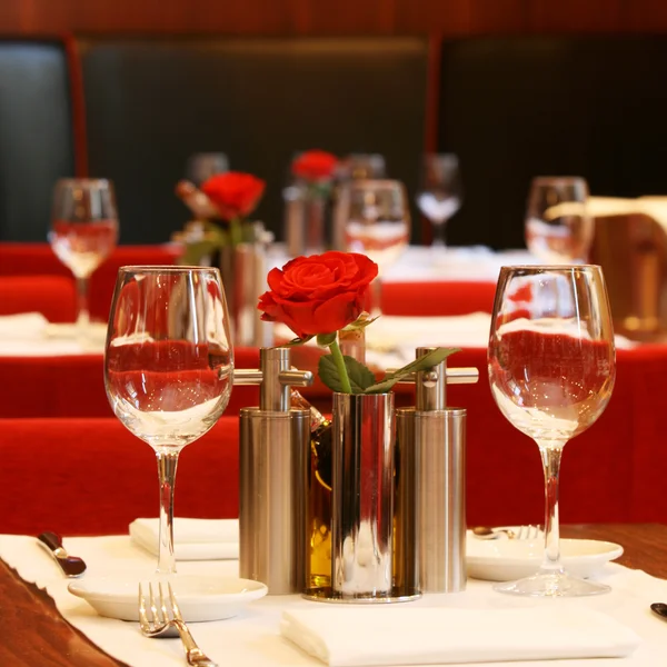 레스토랑 테이블 설정 — 스톡 사진