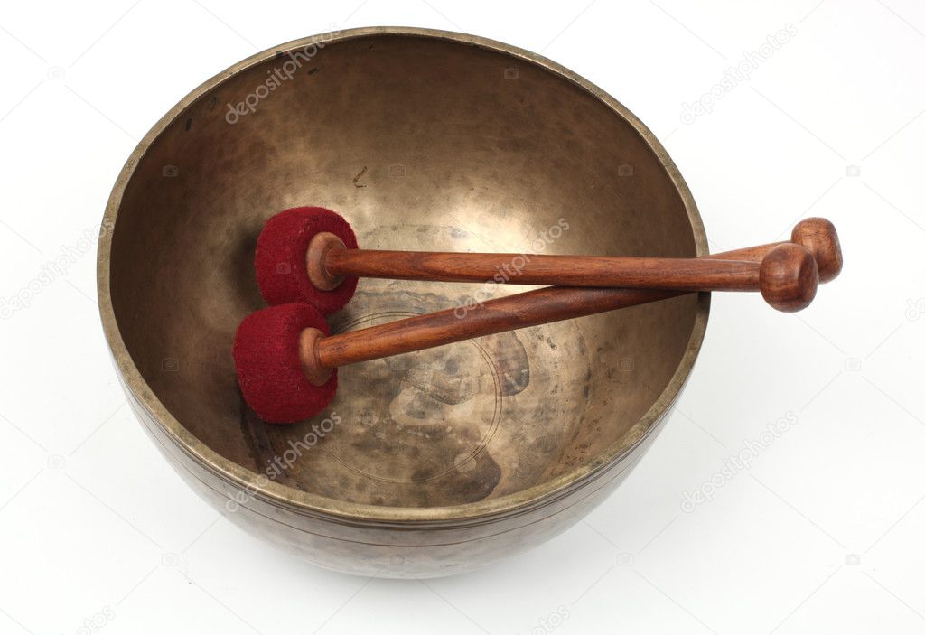 Tibetan singing bowl with felt mallets