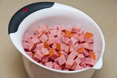 cubed jambon
