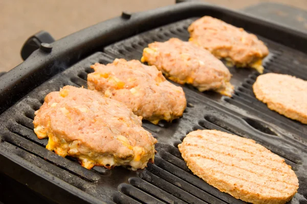 Grilling Burgers — Stock Photo, Image