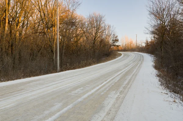 Strada invernale ventosa — Foto Stock