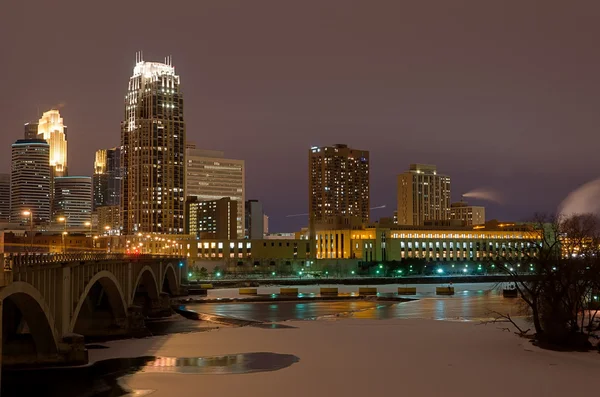 Minneapolis Minnesota at Night — Stock Photo, Image