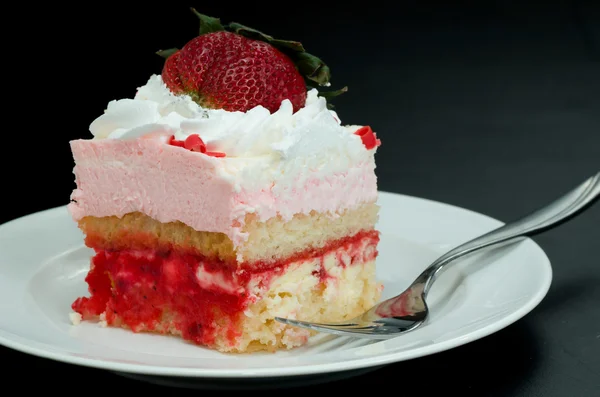Pink Strawberry Whipped Cream Cake Slice — Stock Photo, Image