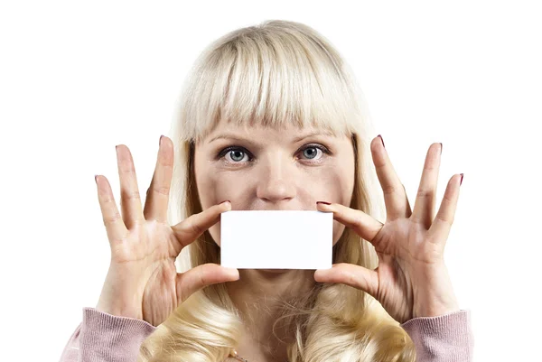 Girl holds a business card — Stock Photo, Image