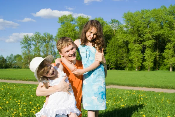 Family fun in the nature — Stock Photo, Image