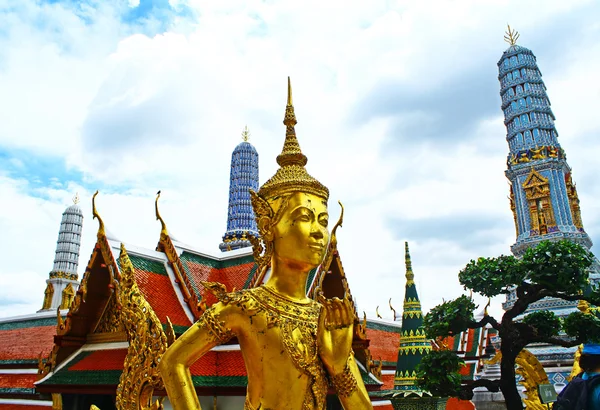 Ángel en Wat Phra Kaeo, Bangkok —  Fotos de Stock