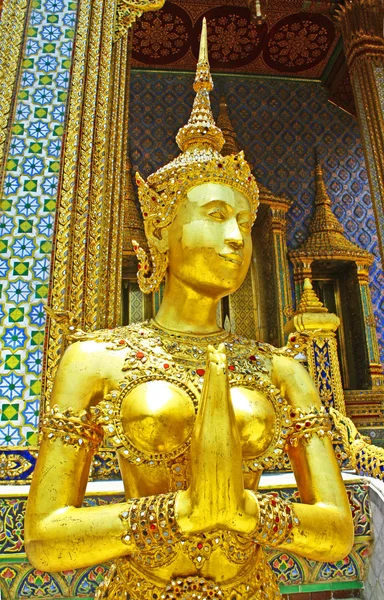 Ангел в Wat Phra Kaeo, Бангкок — стокове фото