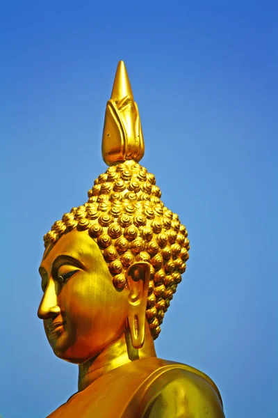 Gouden buddharupa — Stockfoto