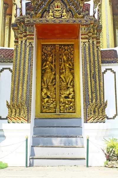 Thai art on the door. — Stock Photo, Image