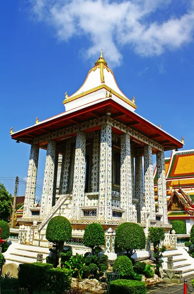 Ват Арун Мон Доп Табат в Ват Арун Раджварарам , — стоковое фото
