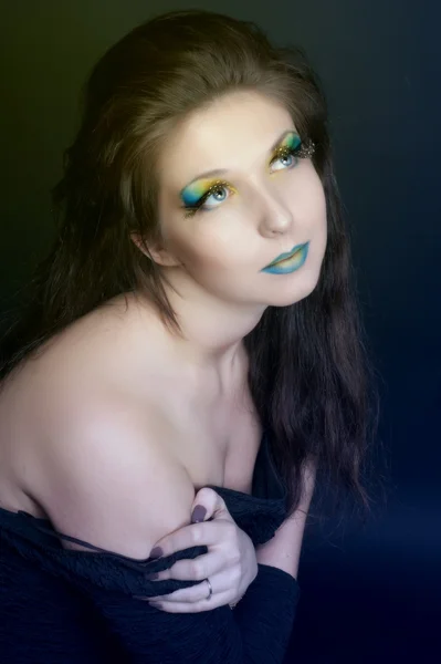 Chica con maquillaje verde — Foto de Stock