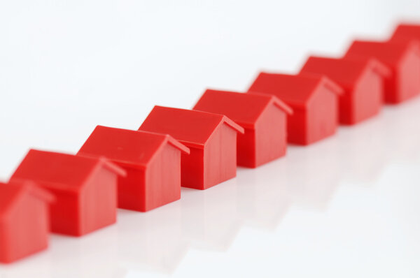 Ряд типовых домов
