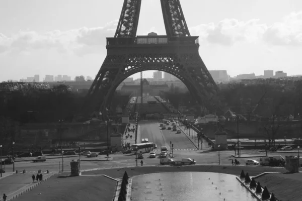 Panorama von Paris gekrönt vom Eiffelturm — Stockfoto
