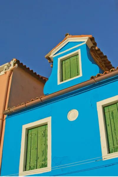 Casa azul em Burano (Itália) ) — Fotografia de Stock