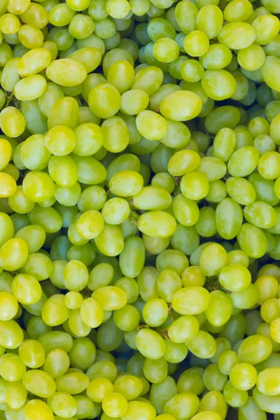 白葡萄品种在市场 (背景) — 图库照片
