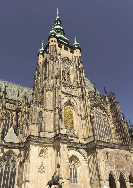 聖ヴィート ゴシック様式の大聖堂 （チェコ共和国、プラハ) — ストック写真